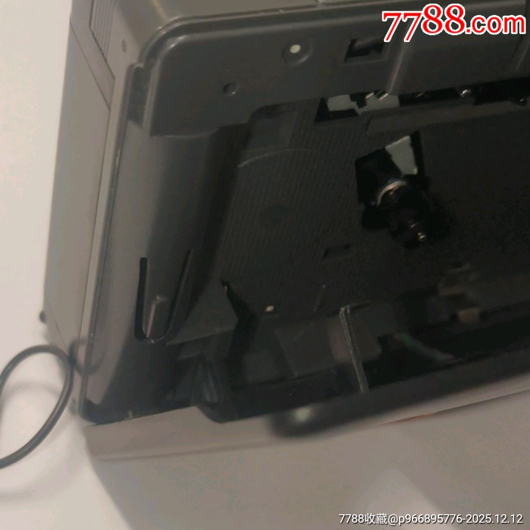 愛(ài)華HS一T11磁帶機(jī)十原裝耳機(jī)（通電！耳機(jī)正常使用）_價(jià)格823元_第17張_