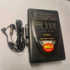 愛(ài)華HS一T11磁帶機(jī)十原裝耳機(jī)（通電！耳機(jī)正常使用）(au43275502)