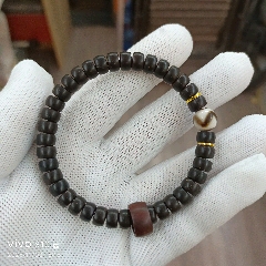 正宗老料椰蒂手串一條