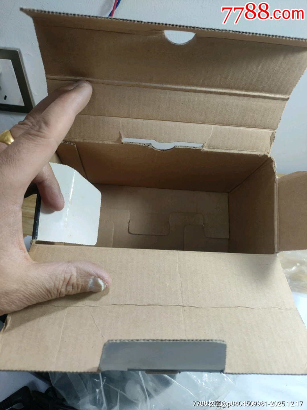 編號615，索尼游戲機(jī)通電不知道怎么操作，也不知道好不好用就這樣拍吧，_價(jià)格305元_第17張_