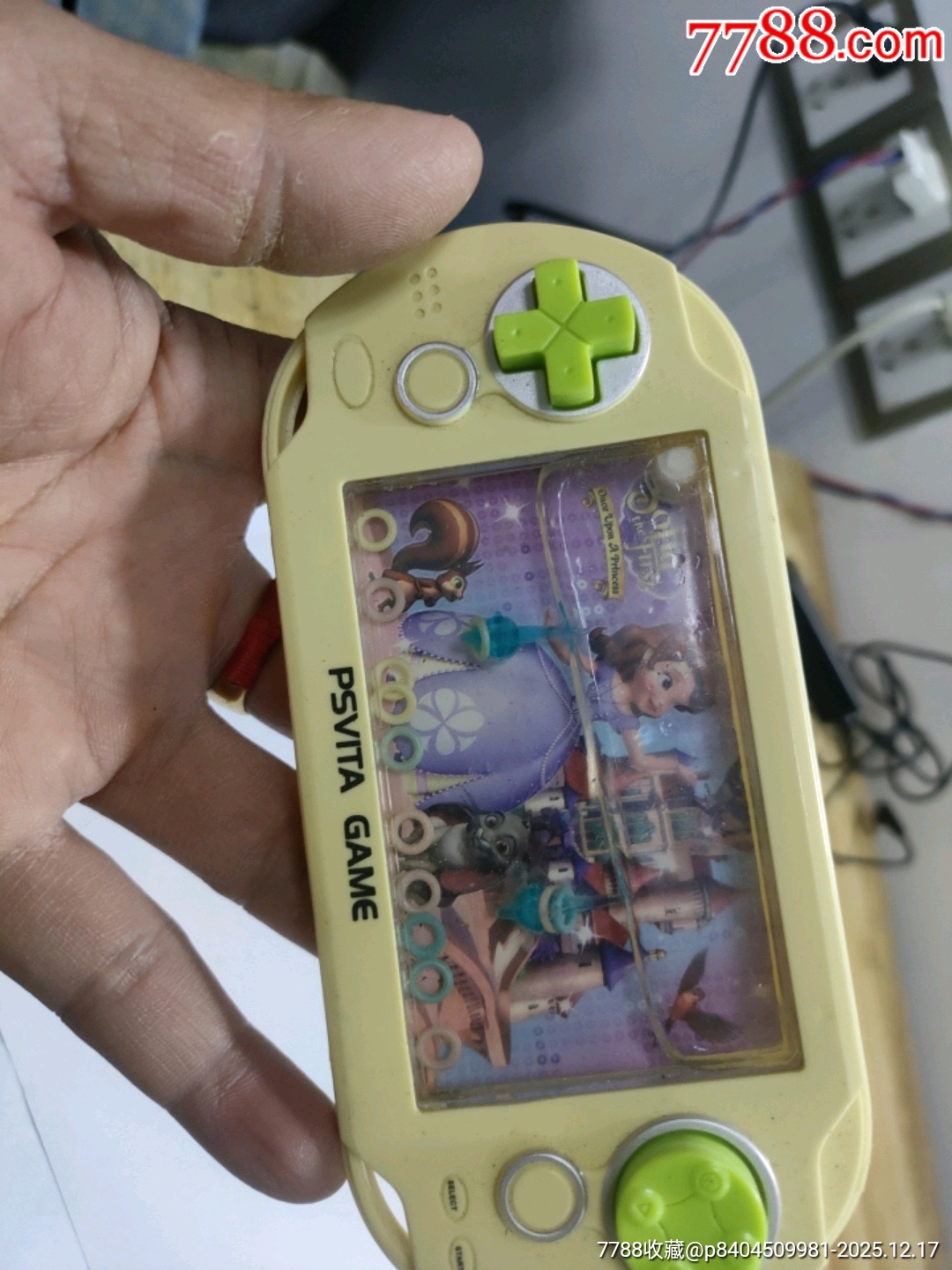 編號618，手掌游戲機(jī)里面有水可以打_價格10元_第1張_