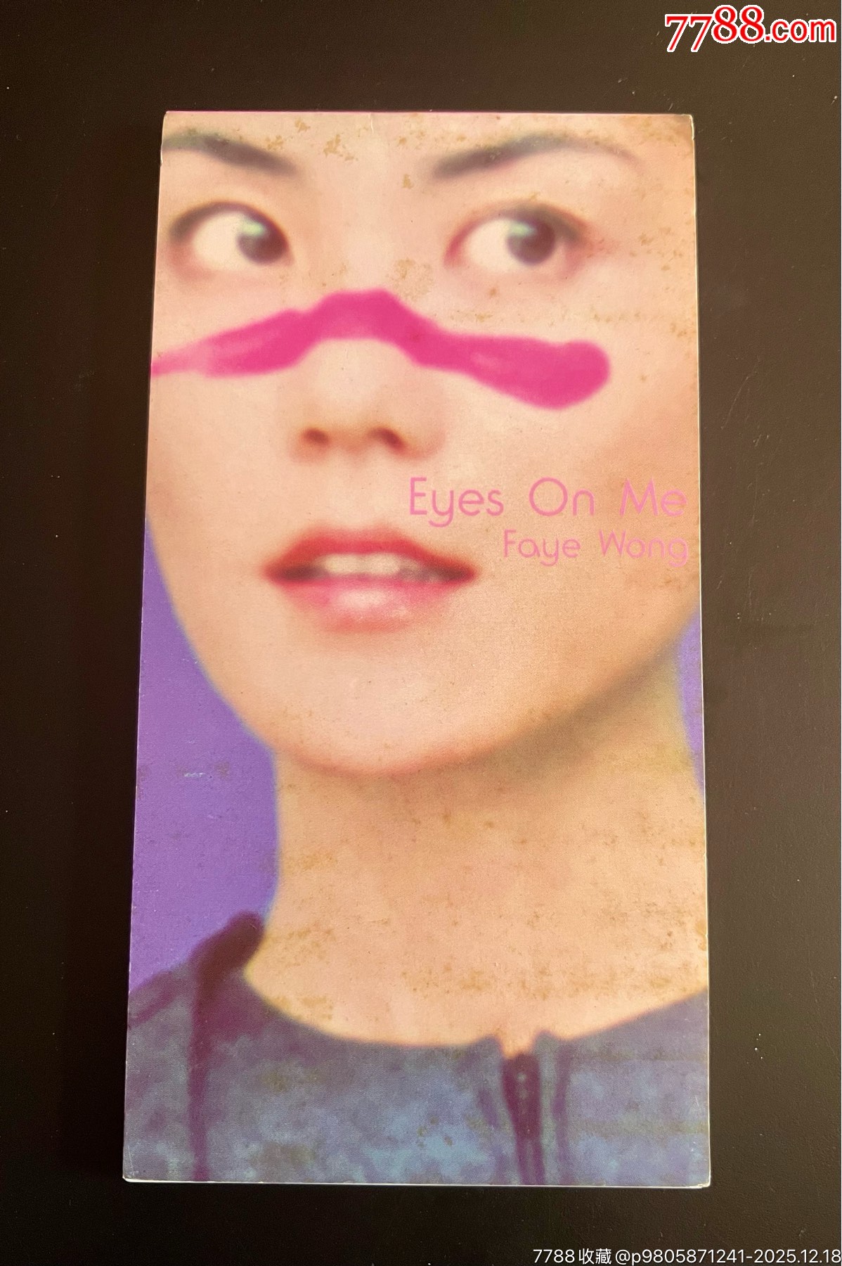 王菲，Eyesonme，日版EP，有中文歌詞，盤面干凈幾絲細痕_價格100元_第1張_