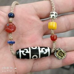 藏傳天珠鎖骨鏈項(xiàng)鏈一條