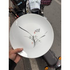 1979年的老楓溪彩繪墨蘭觀賞盤，畫功精湛，完整，如圖所見發(fā)貨