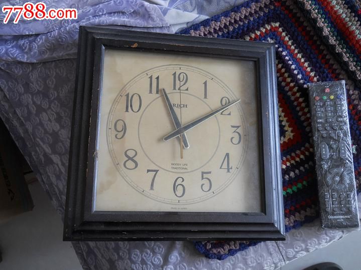 老进口石英钟