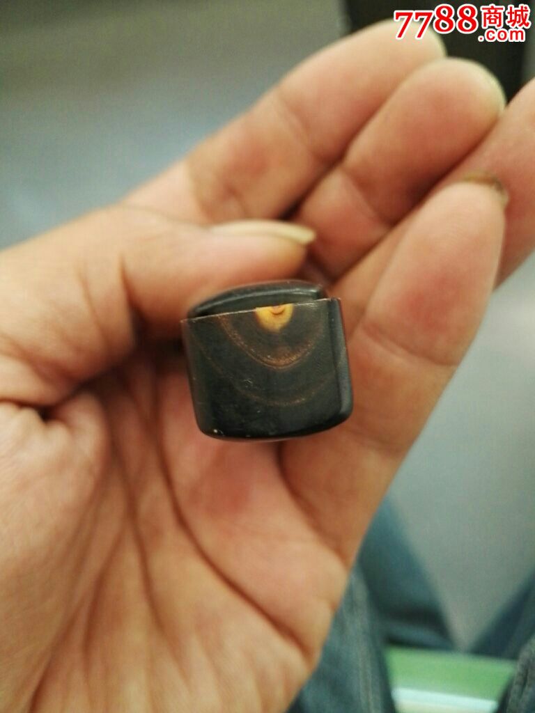 牛角印章盒