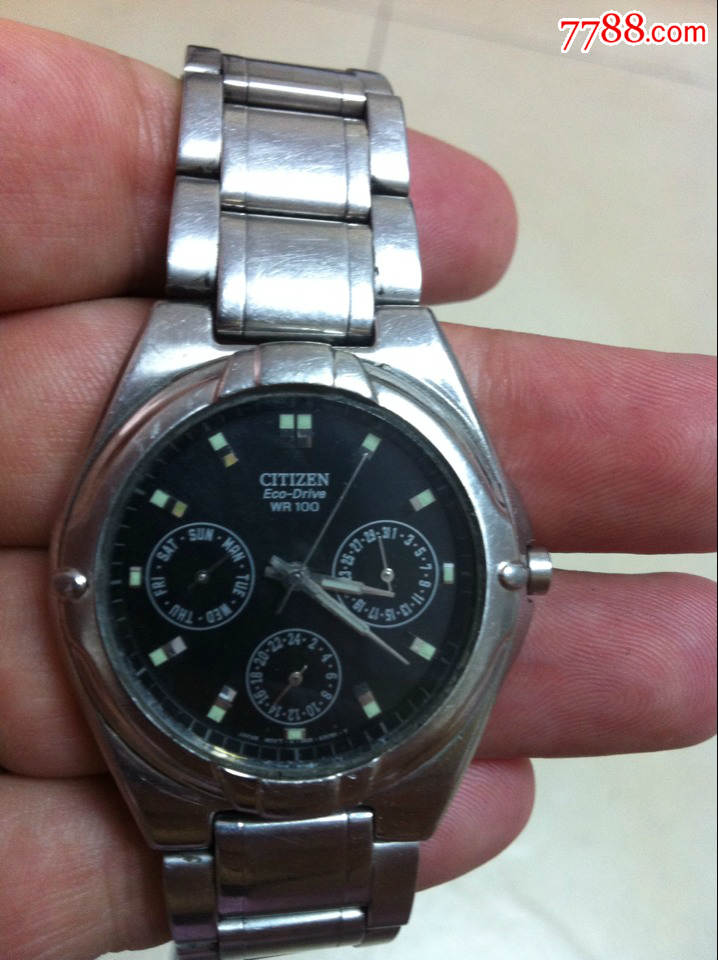 日本西铁城光动能手表