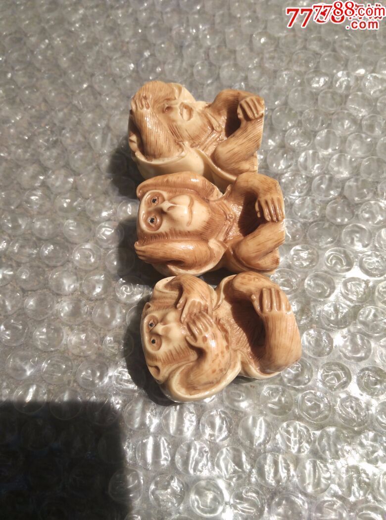 骨雕猴子,猩猩,3个一起拍,无磕碰