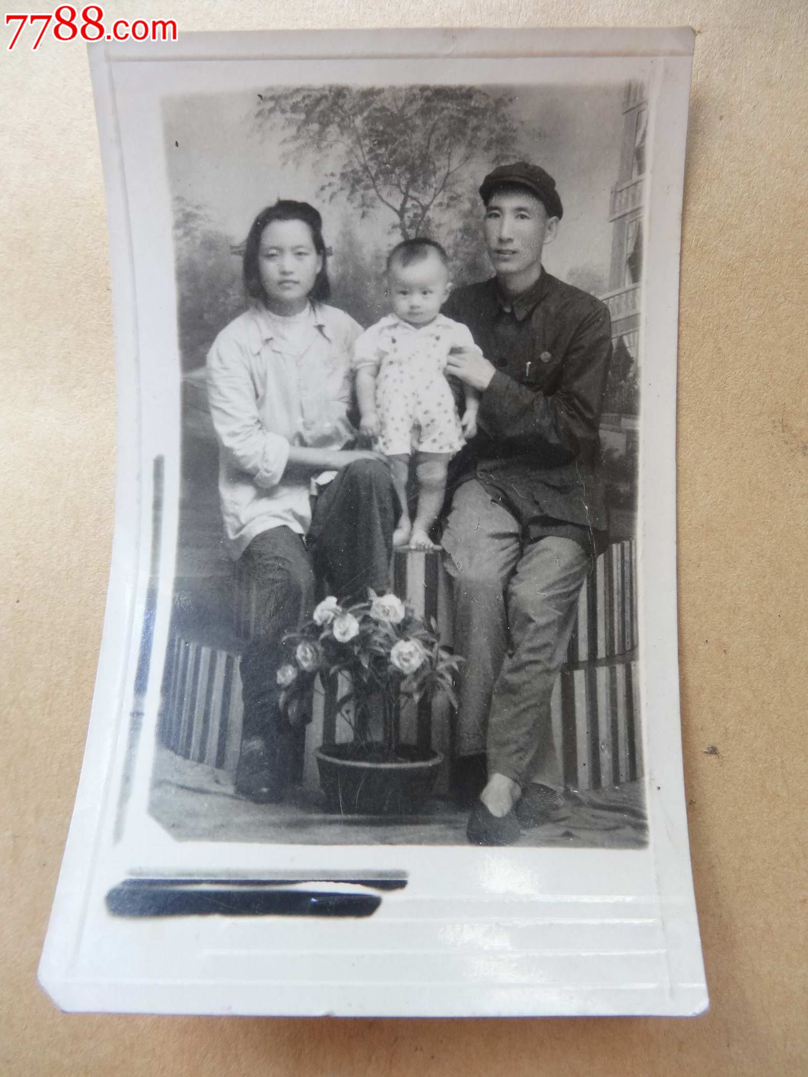 一家三口合影-价格:5元-au7201126-老照片-拍卖-7788收藏